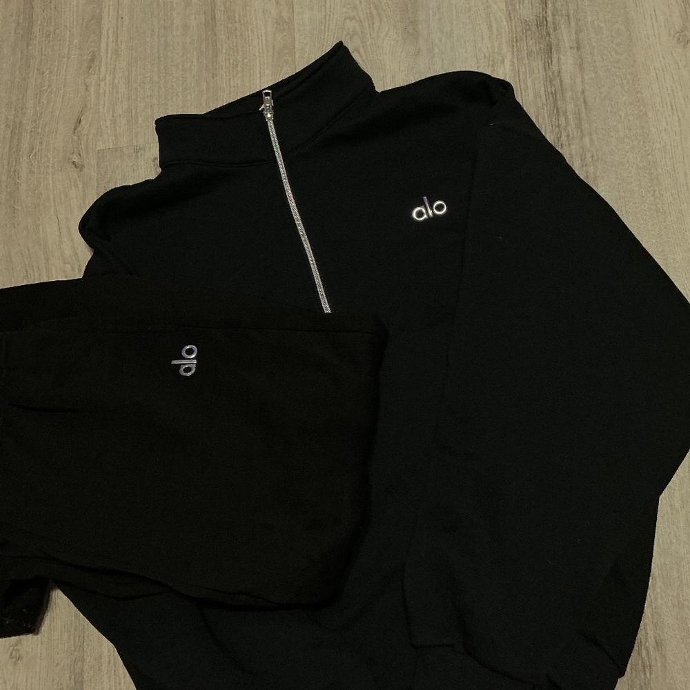 Black alo quarter zip 2 piece set